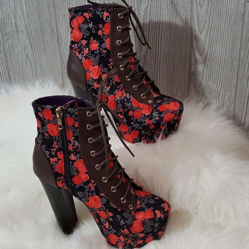 6 NL by nicole lee floral platform boot
